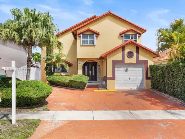 5933 SW 151st Pl, Miami, FL 33193