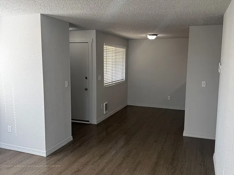 247 Lorraine Ave — Photo 20