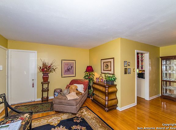 5th image of 523 Byrnes Dr