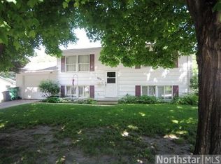 463 James St NW, Hutchinson, MN 55350