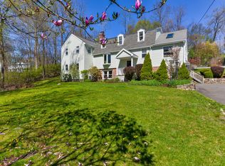 104 Pond Rd, Wilton, CT 06897