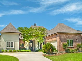 14451 Oak Path Dr, Prairieville, LA 70769