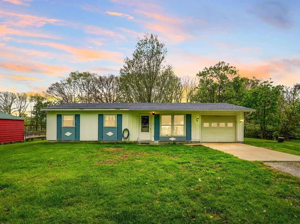 190 N River Rd, Ligonier, IN 46767