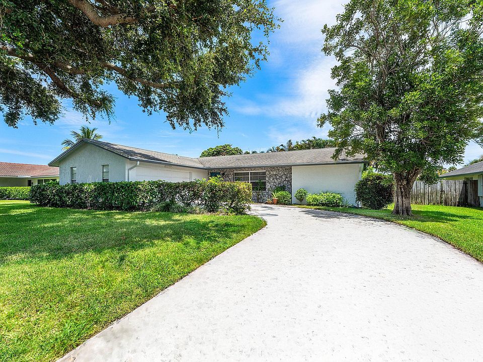 1st image of 11592 Ficus Street