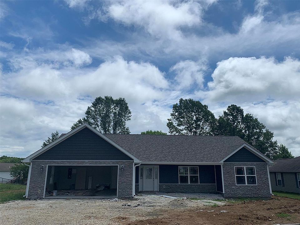 2nd image of 10070 Summerfield Dr
