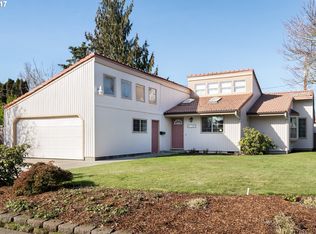 3067 Bailey Ln, Eugene, OR 97401