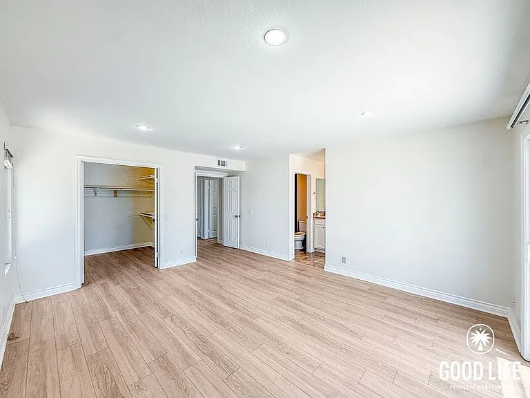 11775 Scripps Lake Dr — Photo 9