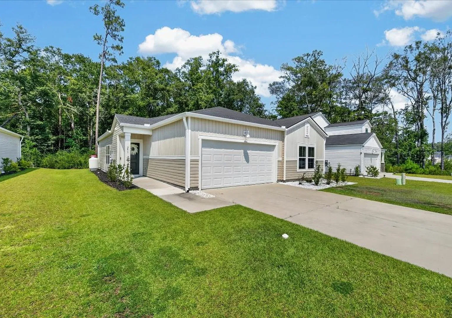 4-Bedroom, 2-Bath Home In The Raindance Community Of Rincon, Ga. $1000 Off First Full Month's Ren... — Photo 2