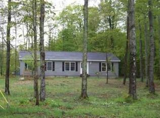 20541 Fewins Rd, Interlochen, MI 49643