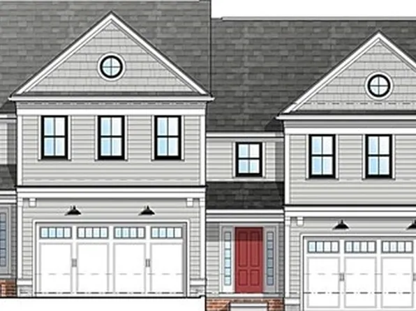 5 Bailey Pond Ln, Amesbury, MA 01913