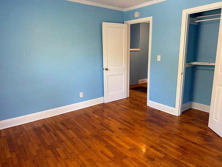 305 Olive St — Photo 11