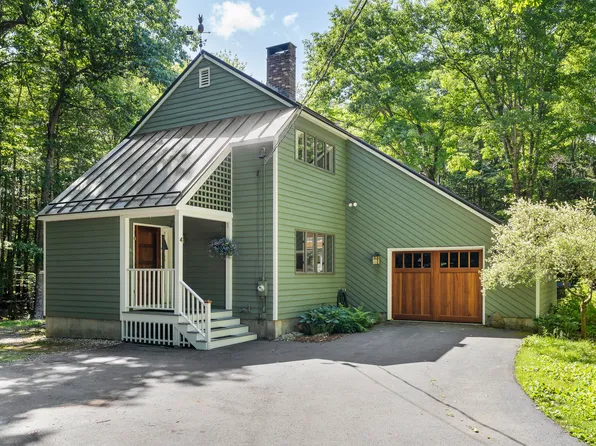 4 Wood Circle, Cumberland, ME 04021