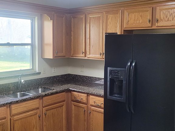 5th image of 329 CHARCLIFF DR