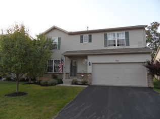 7720 Farm Hill Dr, Blacklick, OH
