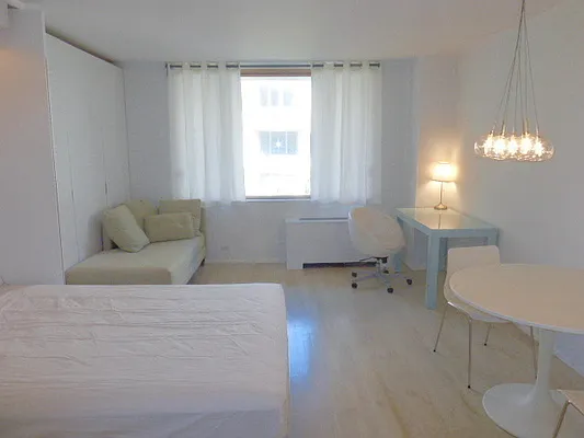 Rented by Yoon Realty Group | media 15