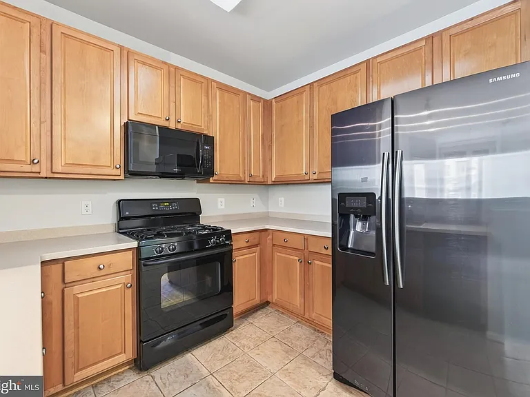 12001 Market St #277 — Photo 7