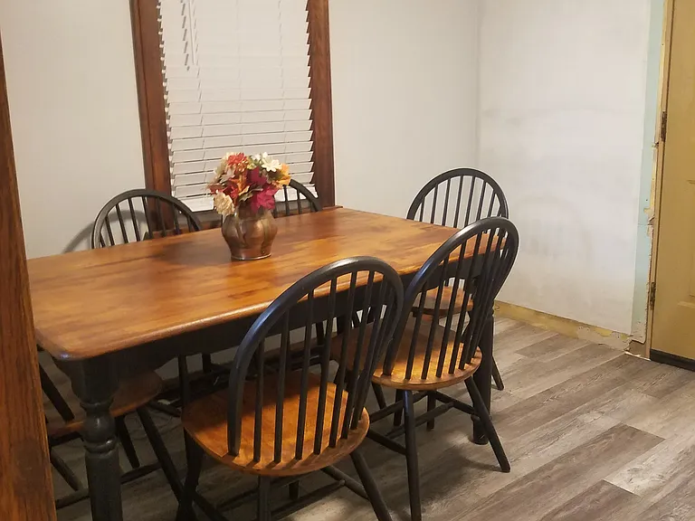 240 N Harmony St — Photo 5