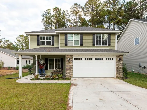 711 Elderberry Dr, Vass, NC 28394