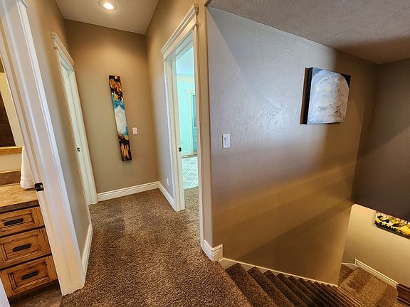 05 - Entry Hallway_07012025