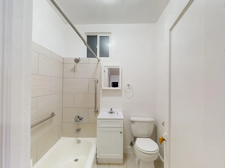 925 Geary Street — Photo 9