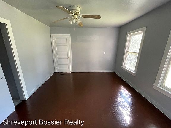 2nd image of 3015 Catherine St