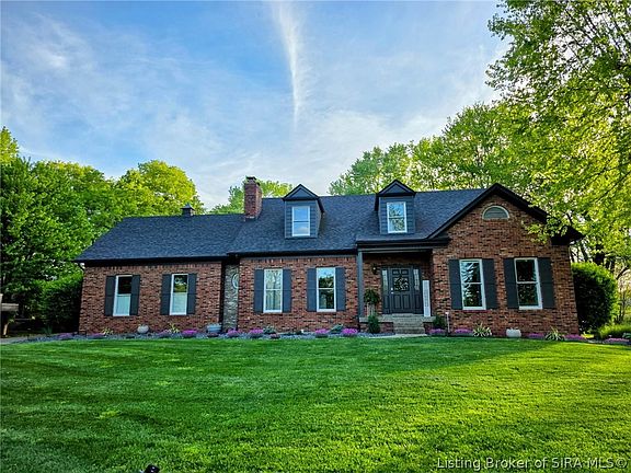 4th image of 1609 Tall Oaks Drive