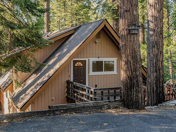 2nd image of 3115 Apache Rd #2