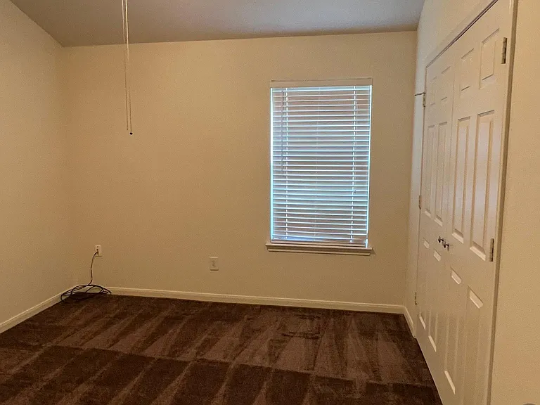 21511 Falvel Lake Dr — Photo 16