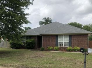 4460 Graham Dr, Conway, AR 72034