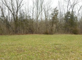 46 Hickory Woods Dr, Taylorsville, KY 40071