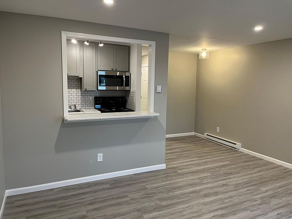 Living room with passthrough to kitchen