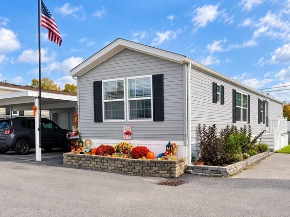 12 Stella Dr, Weymouth, MA 02188