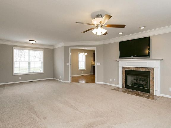 2nd image of 2557 Hattington Dr