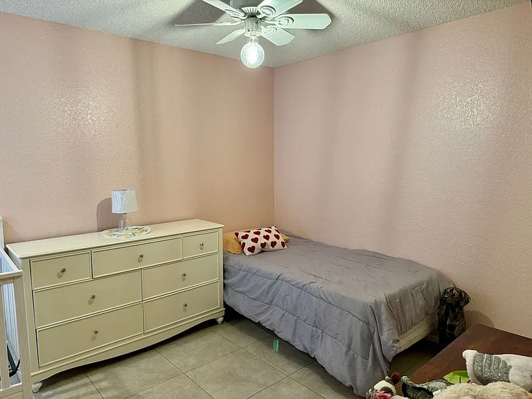 5203 Meadowview Dr — Photo 15