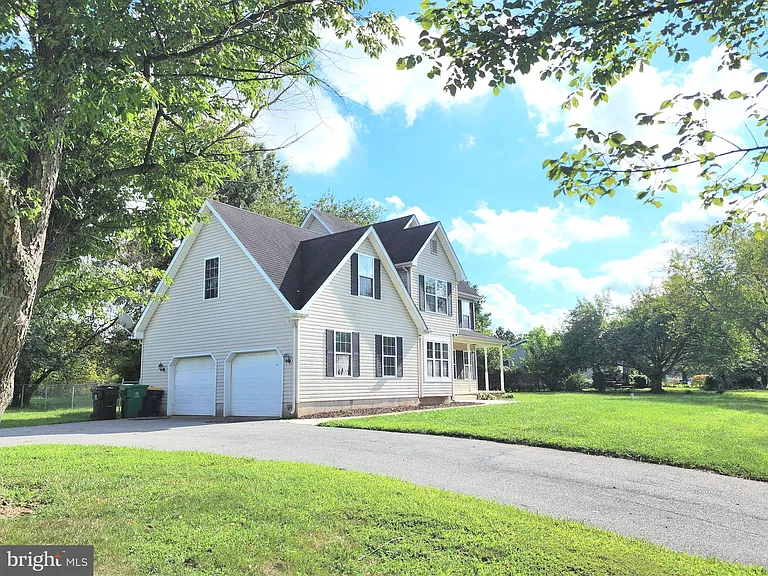 62 Liberto Ln — Photo 2