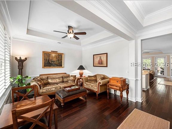 4th image of 104 Garden Row Dr N