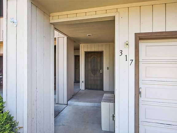2nd image of 317 Eastwood Dr
