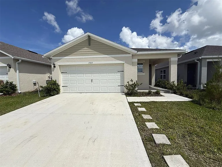 1823 Cacutta Way — Photo 1