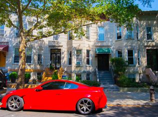 6111 Gates Ave, Ridgewood, NY 11385