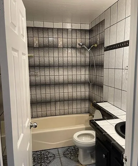 109 E Trident Dr — Photo 9