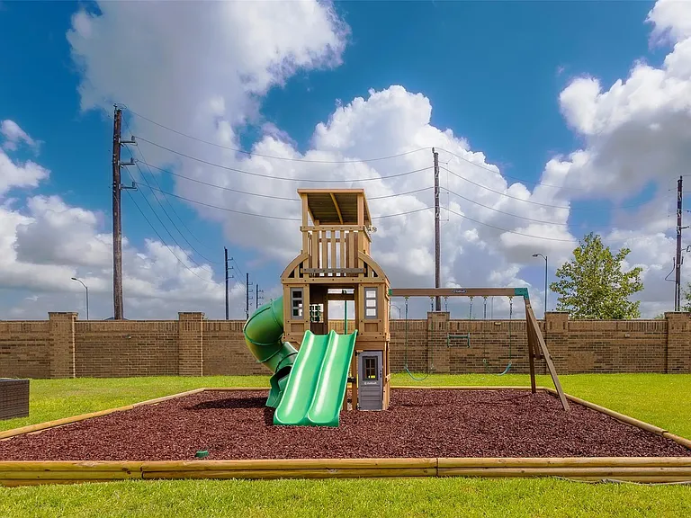31502 Willows Bracken Ct — Photo 34