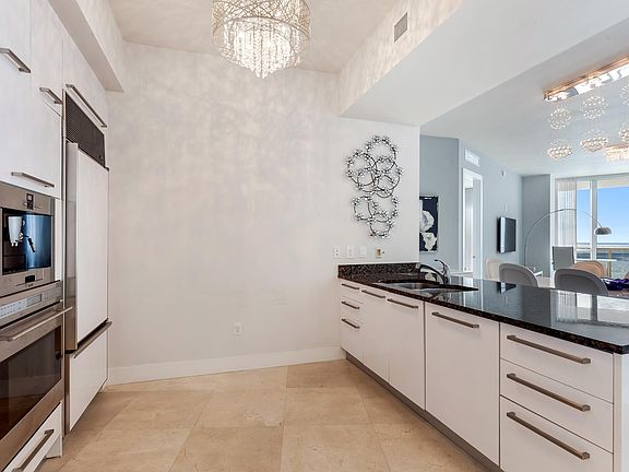 5th image of 15901 Collins Ave APT 1907