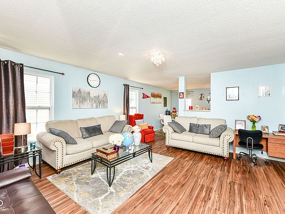 5th image of 6348 Alonzo Dr