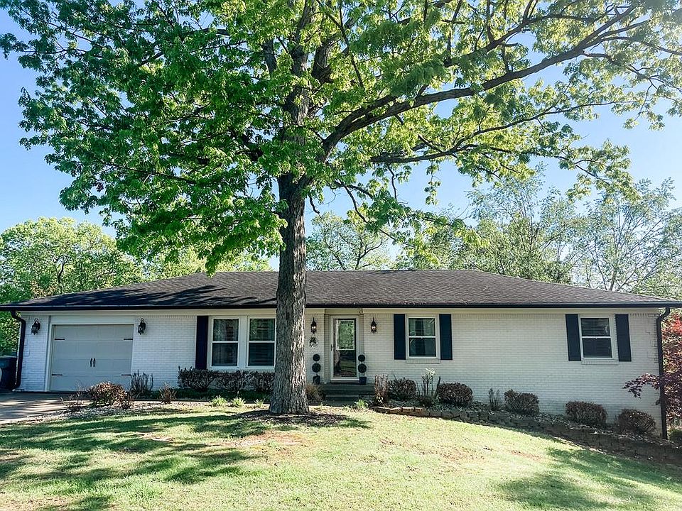1st image of 120 Mitchell Dr