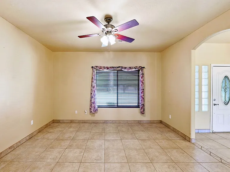 4212 S Hackberry Dr — Photo 7