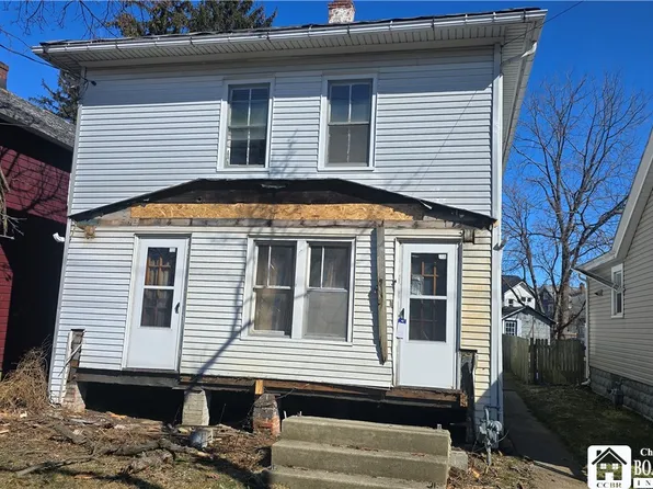 116 S Roberts Rd, Dunkirk, NY 14048