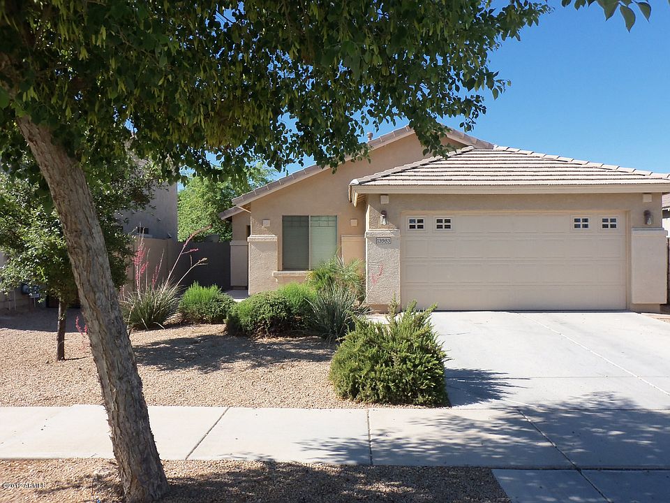 1st image of 13983 W Country Gables Dr
