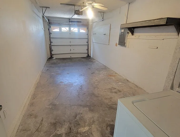 8224 Autumn Oak Ave — Photo 16