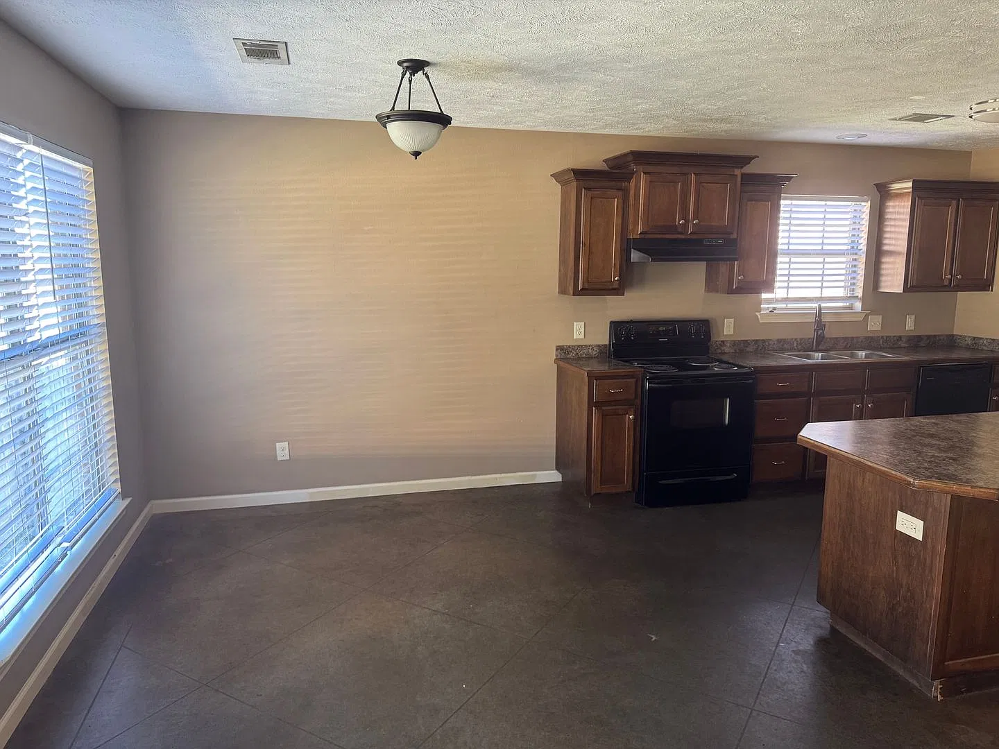 1065 Wineberry — Photo 3