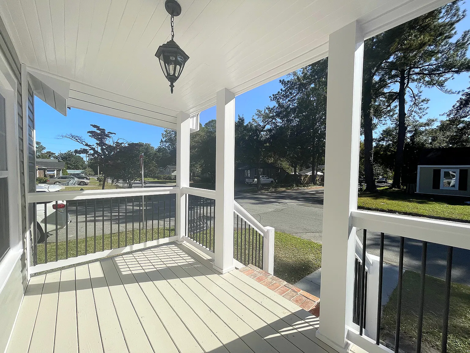 2 bed, 900 sqft, $1,900 — Photo 4